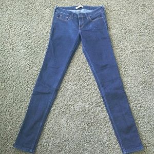 Hollister skinny jeans 29